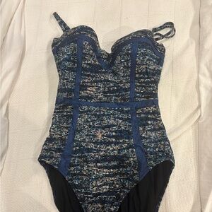 Gottex Sample Patterned One-Piece Swimsuit Size 8